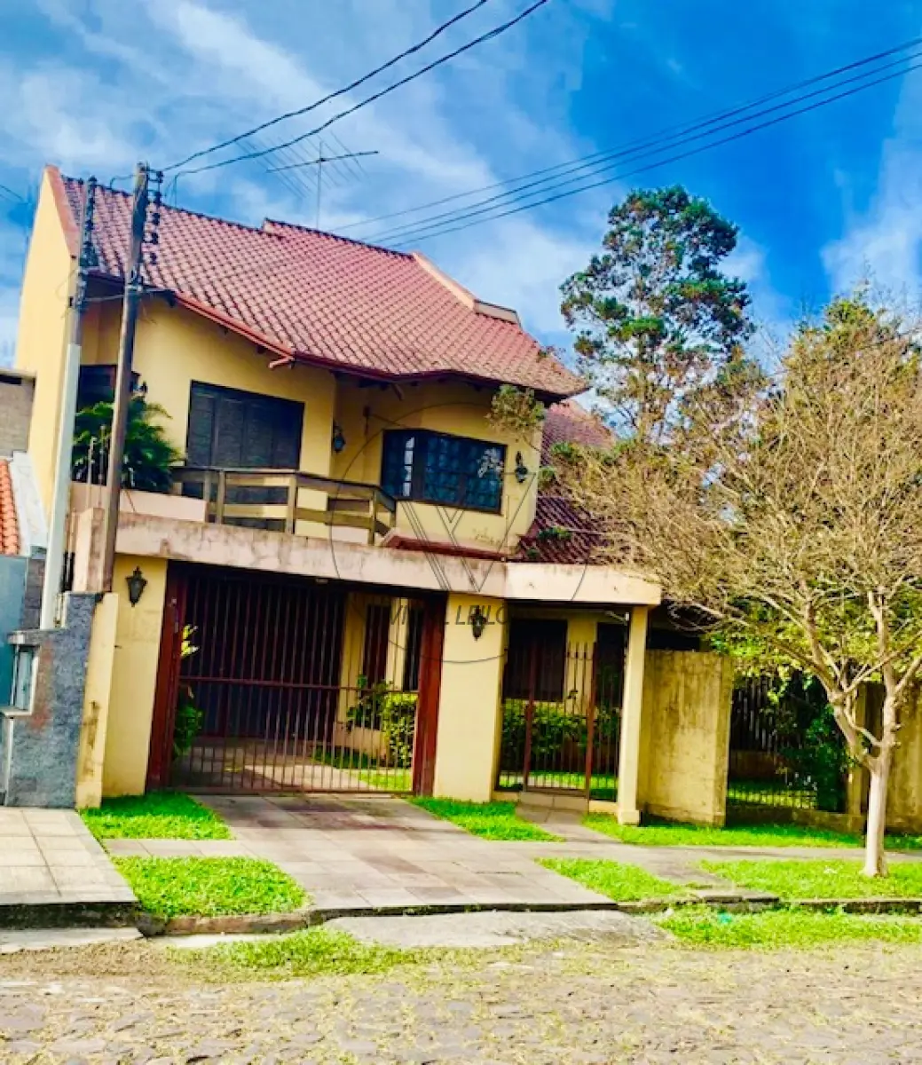 LOTE 001 - Linda Casa em Bairro nobre de São Leopoldo RS